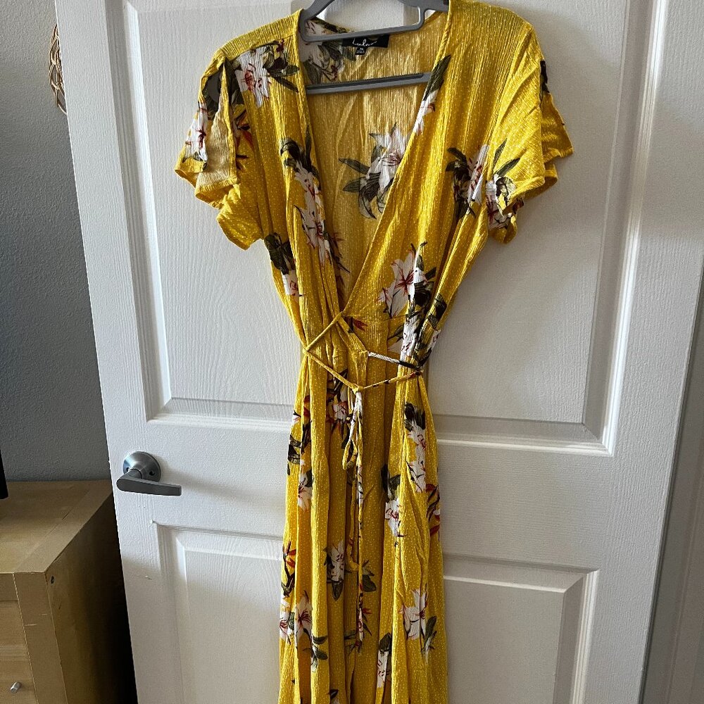 Lulus Gorgeous Yellow Floral Wrap Dress